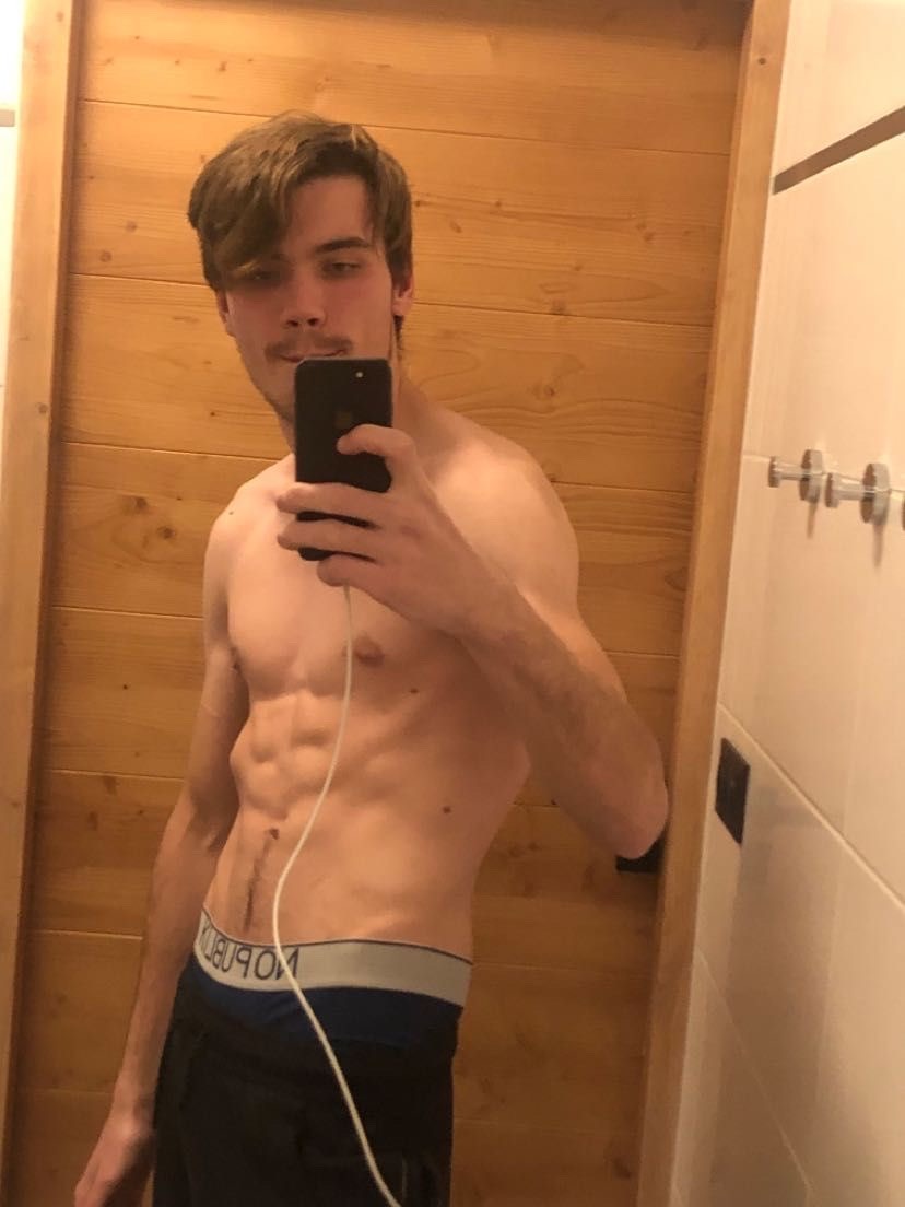 Profil de Abdelilah, 23 ans, Annonce Gay à Redange/Attert