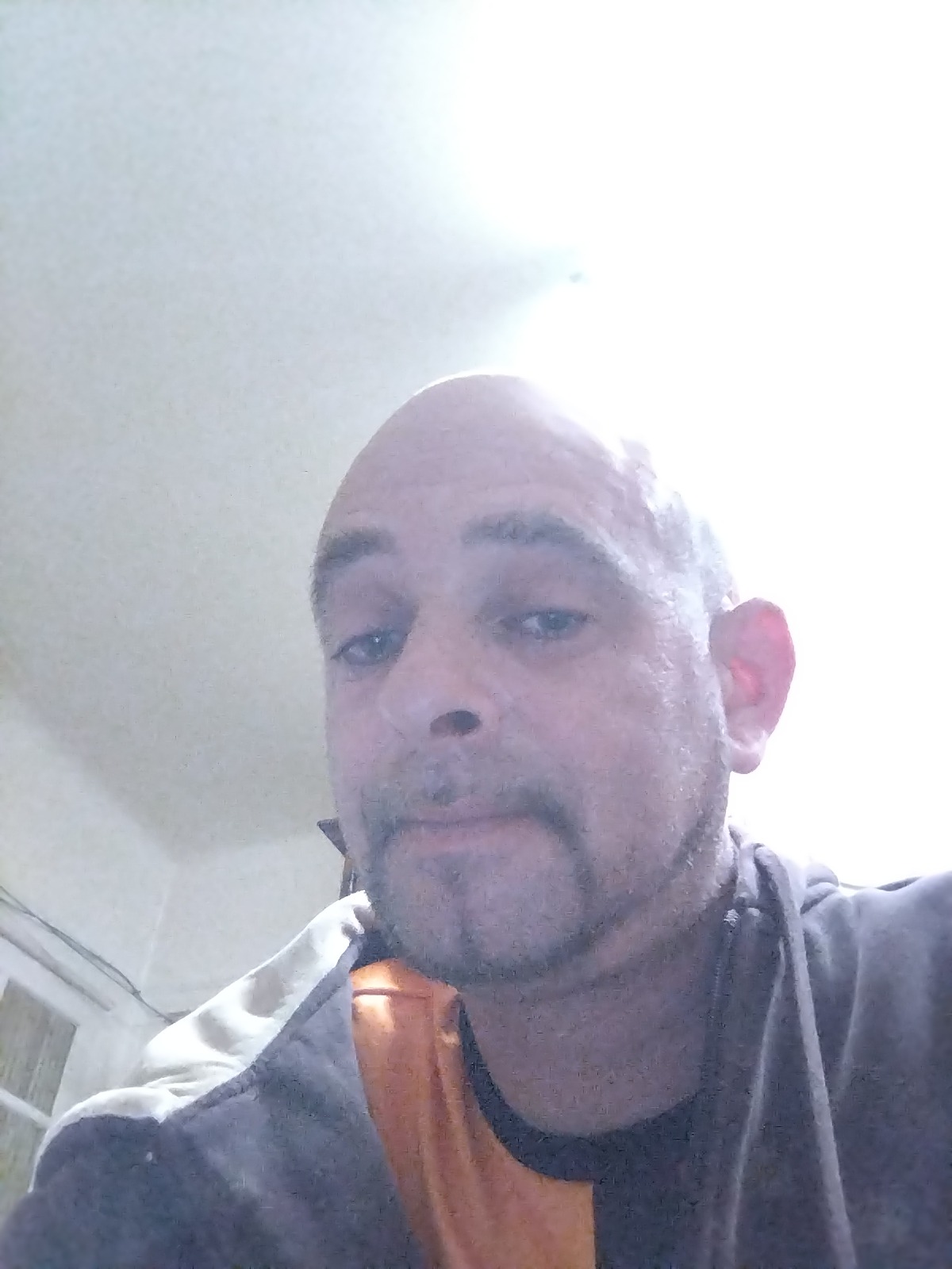 Profil de Thibault, 44 ans, Annonce Gay à Eppeldorf