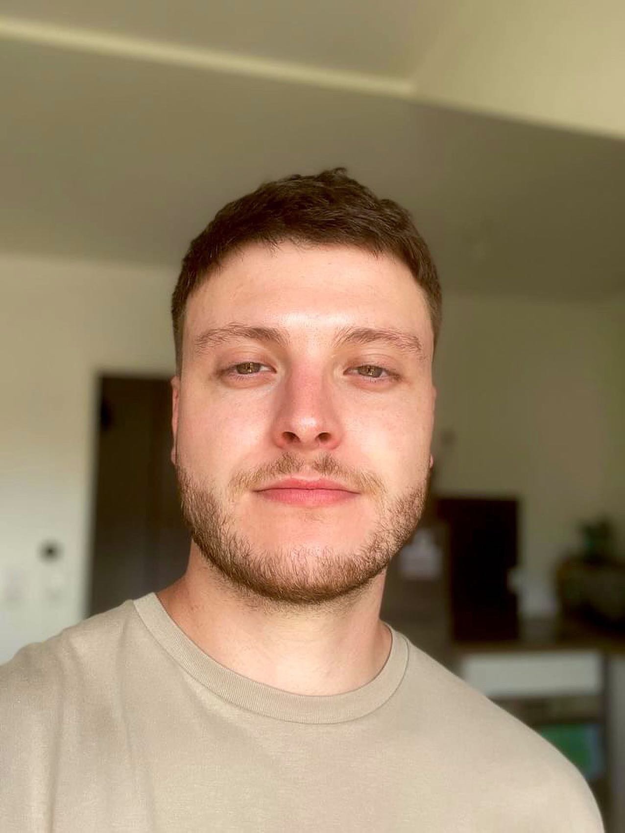 Profil de Melvynn, 27 ans, Annonce Gay à Kaesfurt