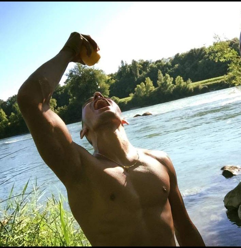 Profil de Douga, 34 ans, Annonce Gay à Kaaspelterhof