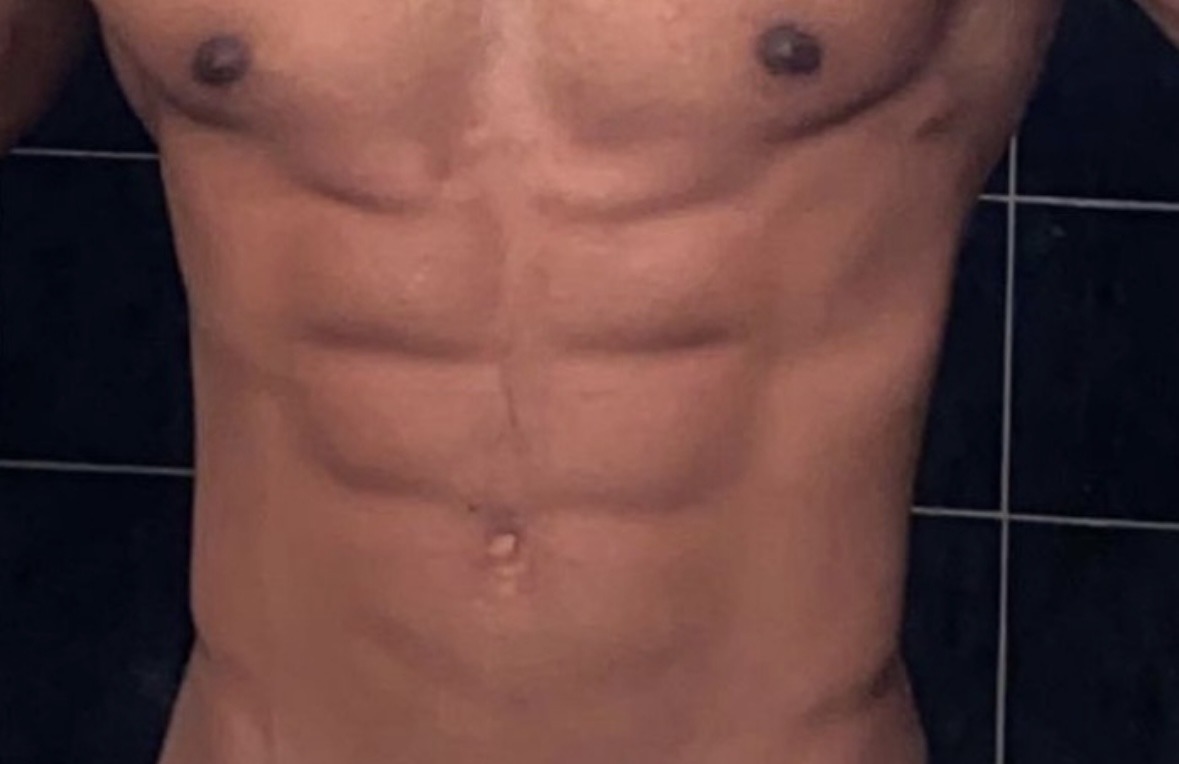 Profil de Naoufal, 20 ans, Annonce Gay à Enteschbach