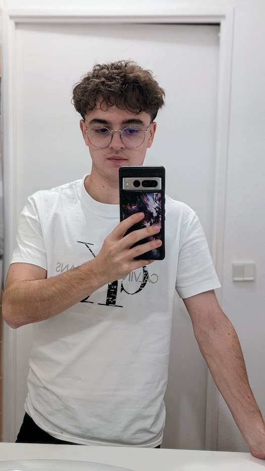 Profil de Ashraf, 24 ans, Annonce Gay à Bilsdorf