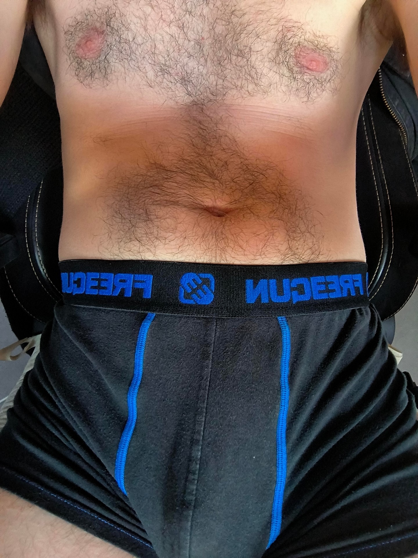 Profil de Yazide, 40 ans, Annonce Gay à Hoffelt