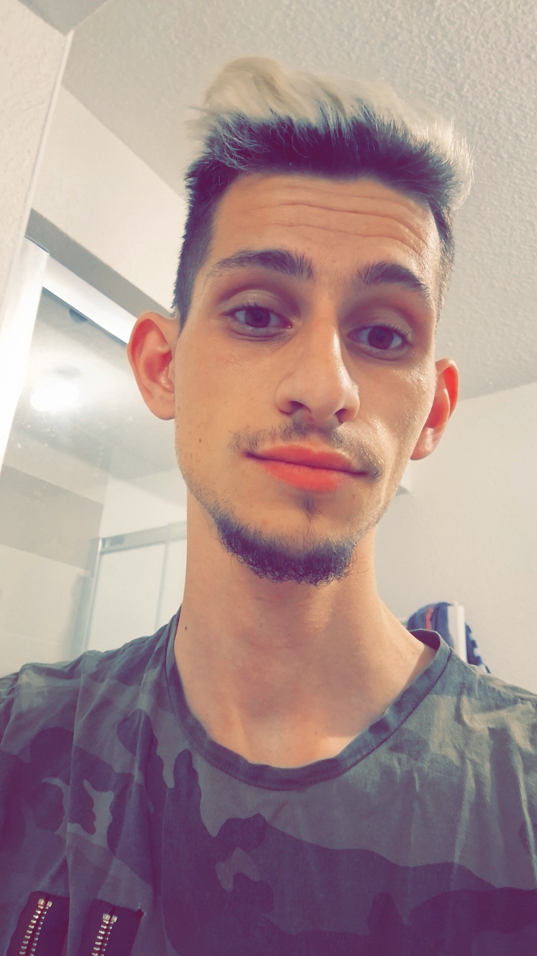 Profil de Adin, 27 ans, Annonce Gay à Asselborn