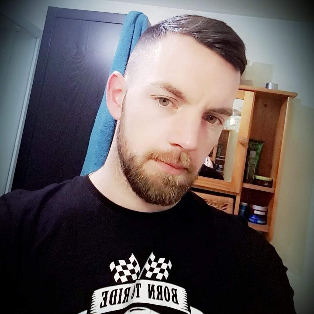 Profil de Medin, 35 ans, Annonce Gay à Prettingen