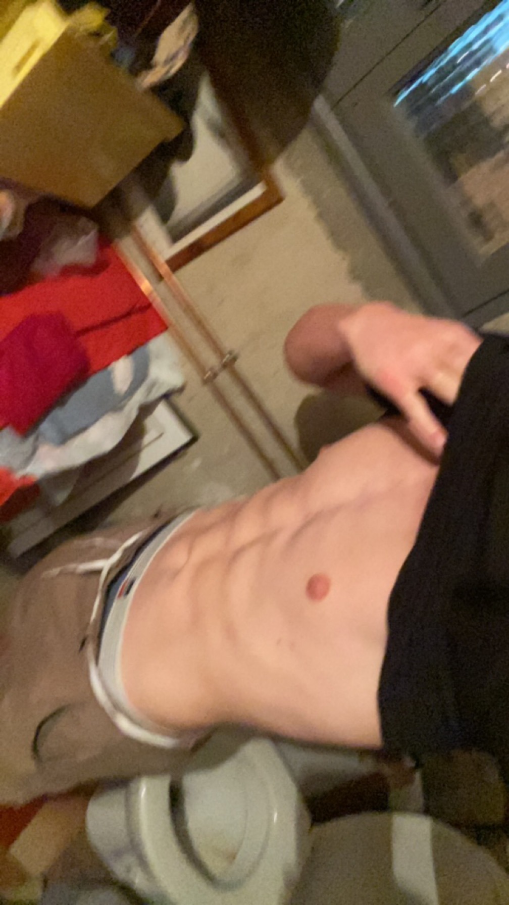 Profil de Illyas, 19 ans, Annonce Gay à Schimpach