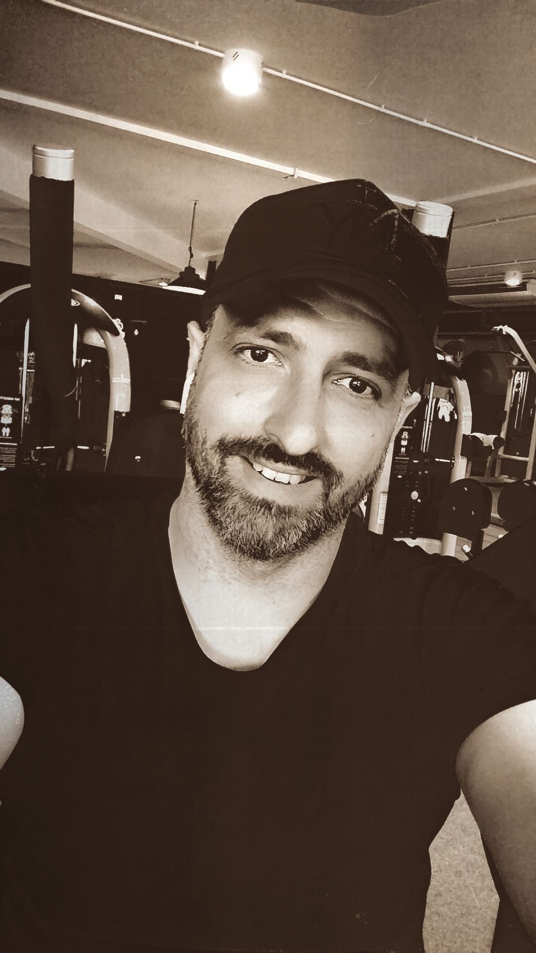 Profil de Bertin, 39 ans, Annonce Gay à Neidhausen