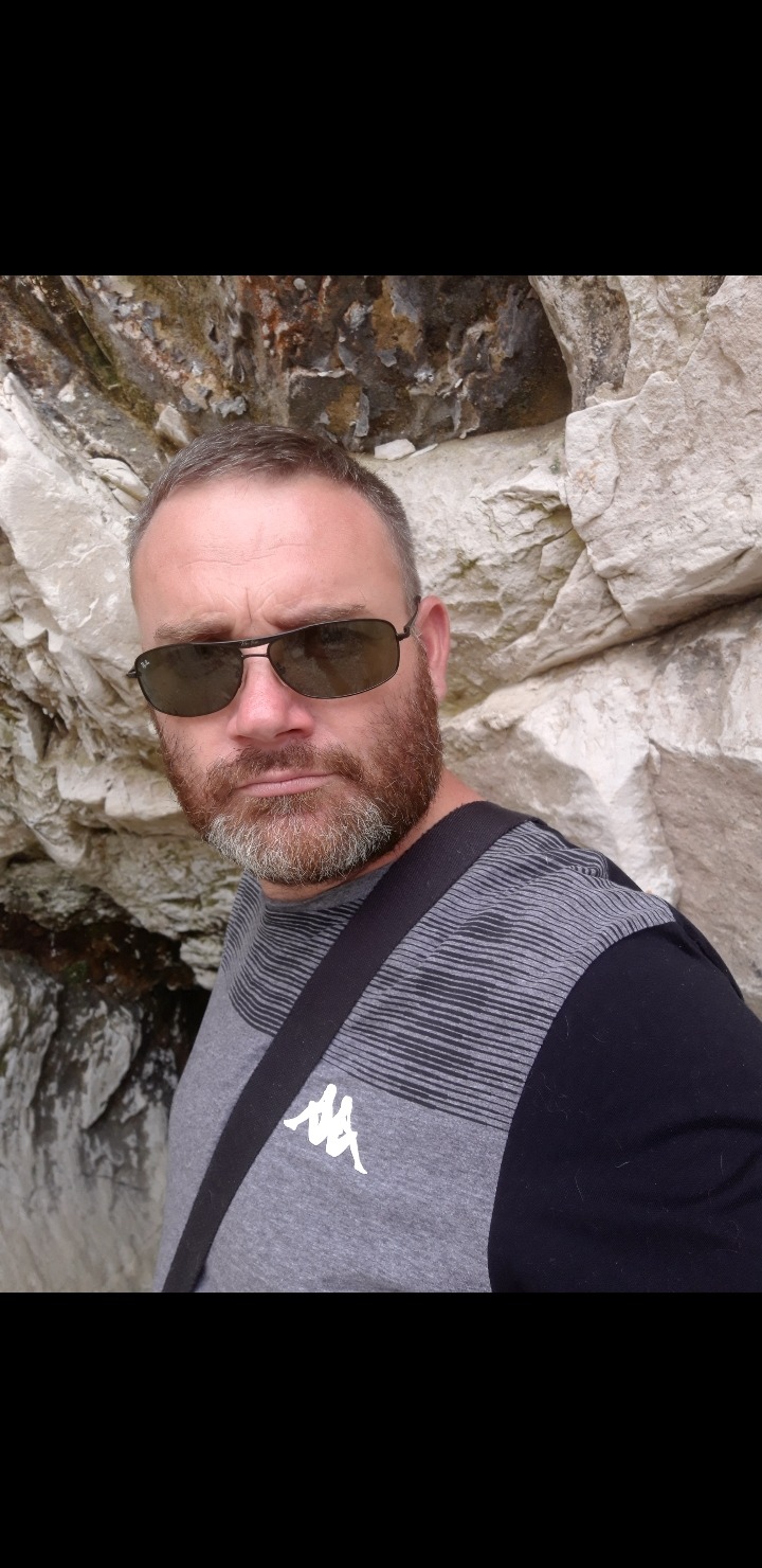 Profil de Charli, 48 ans, Annonce Gay à Bettendorf