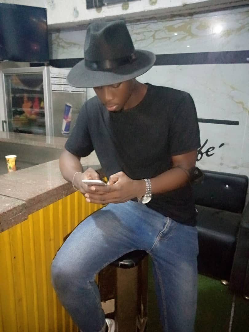 Profil de Shmouel, 25 ans, Annonce Gay à Drauffelt