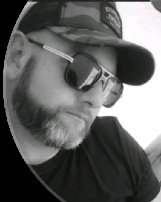 Profil de Adin, 39 ans, Annonce Gay à Asselborn