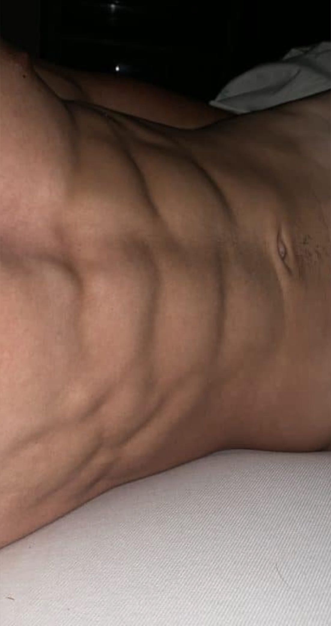 Profil de Marlonn, 25 ans, Annonce Gay à Kirelshof