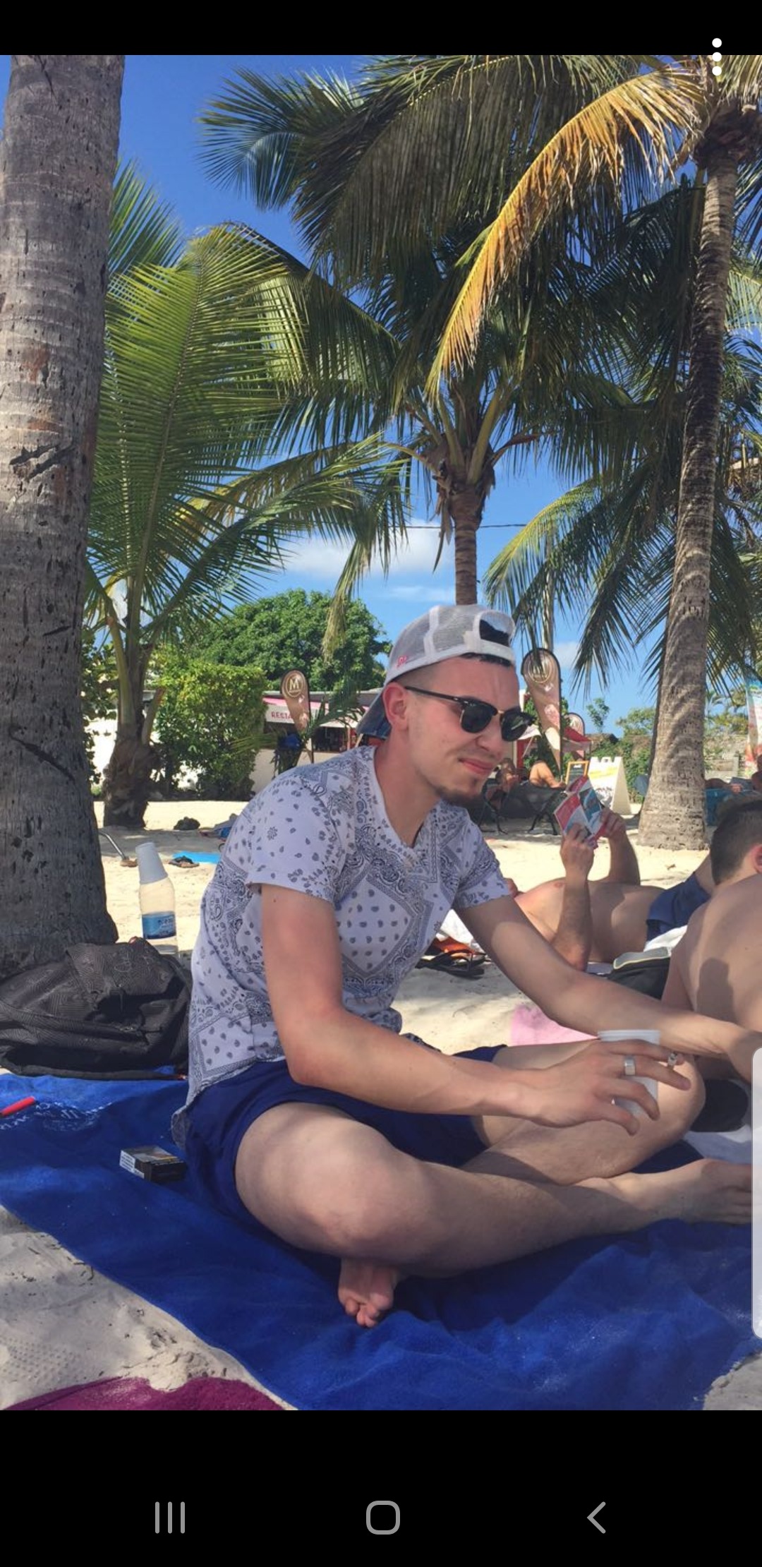 Profil de Loucas, 31 ans, Annonce Gay à Brouch