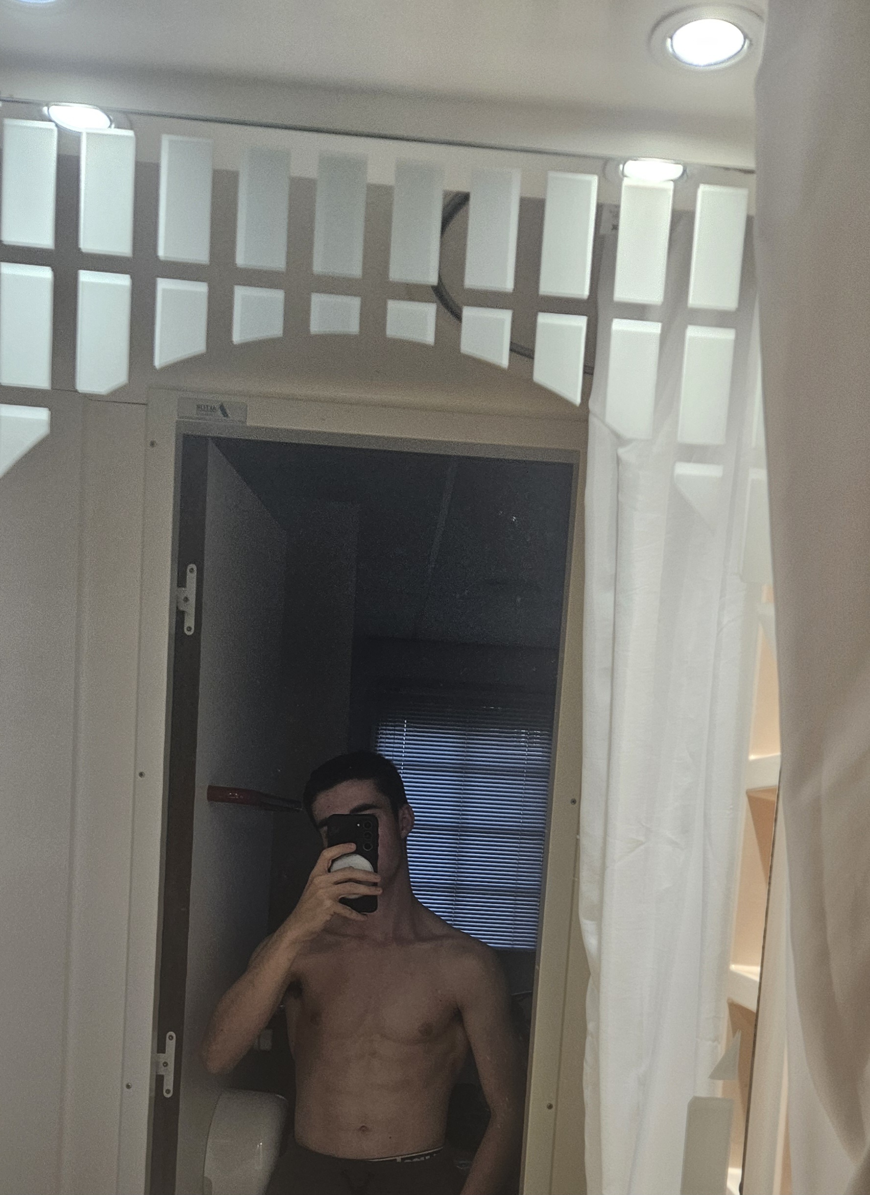 Profil de Ennio, 21 ans, Annonce Gay à Folschette
