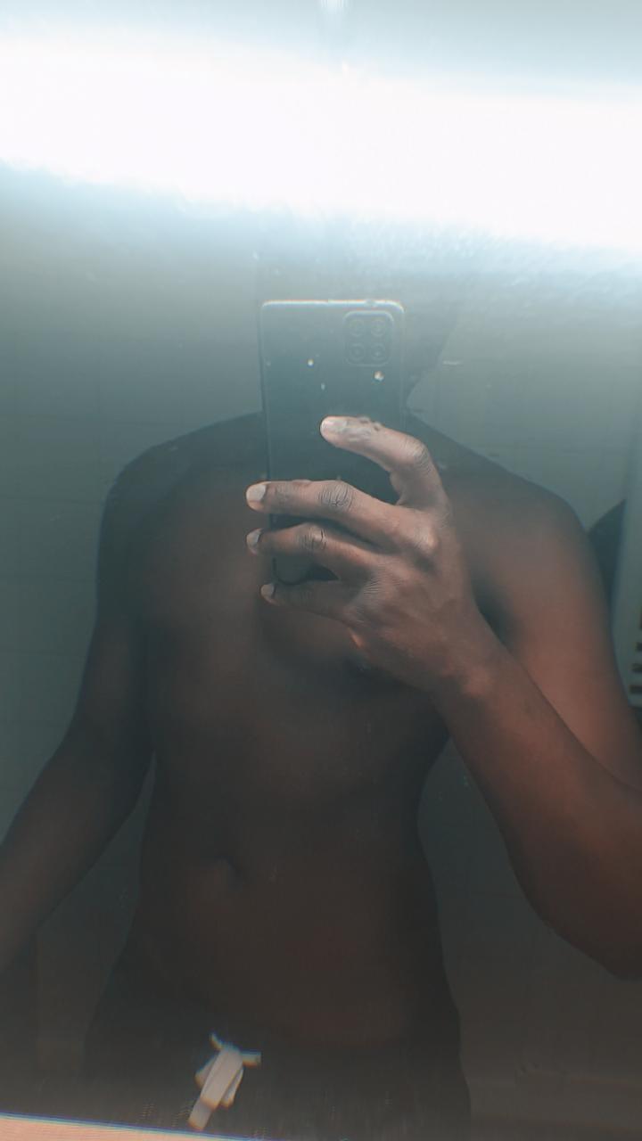 Profil de Mayol, 19 ans, Annonce Gay à Goebelsmühle