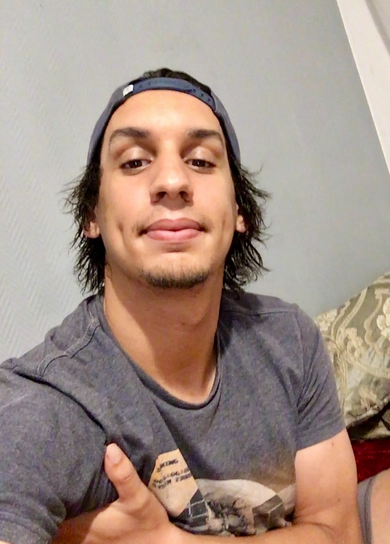 Profil de Konrad, 31 ans, Annonce Gay à Linger