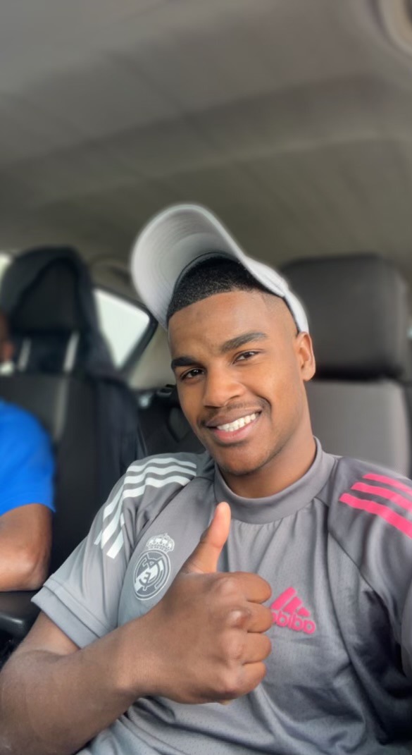 Profil de Teodoro, 21 ans, Annonce Gay à Angelsberg