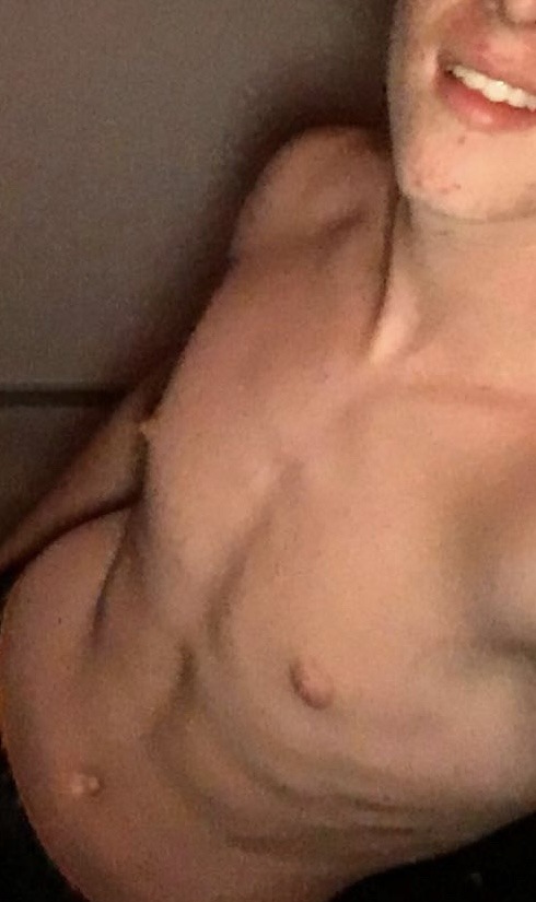 Profil de Madou, 24 ans, Annonce Gay à Basbellain