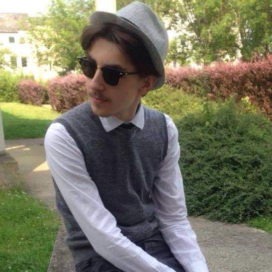 Profil de Helios, 27 ans, Annonce Gay à Fouhren