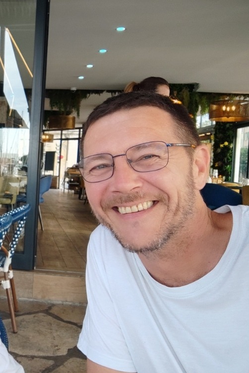 Profil de Vadim, 46 ans, Annonce Gay à Mecher