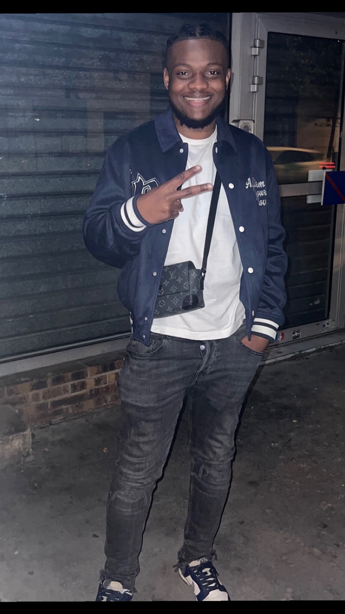 Profil de Ozan, 26 ans, Annonce Gay à Michelshof