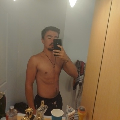 Profil de Ianis, 23 ans, Annonce Gay à Weicherdange