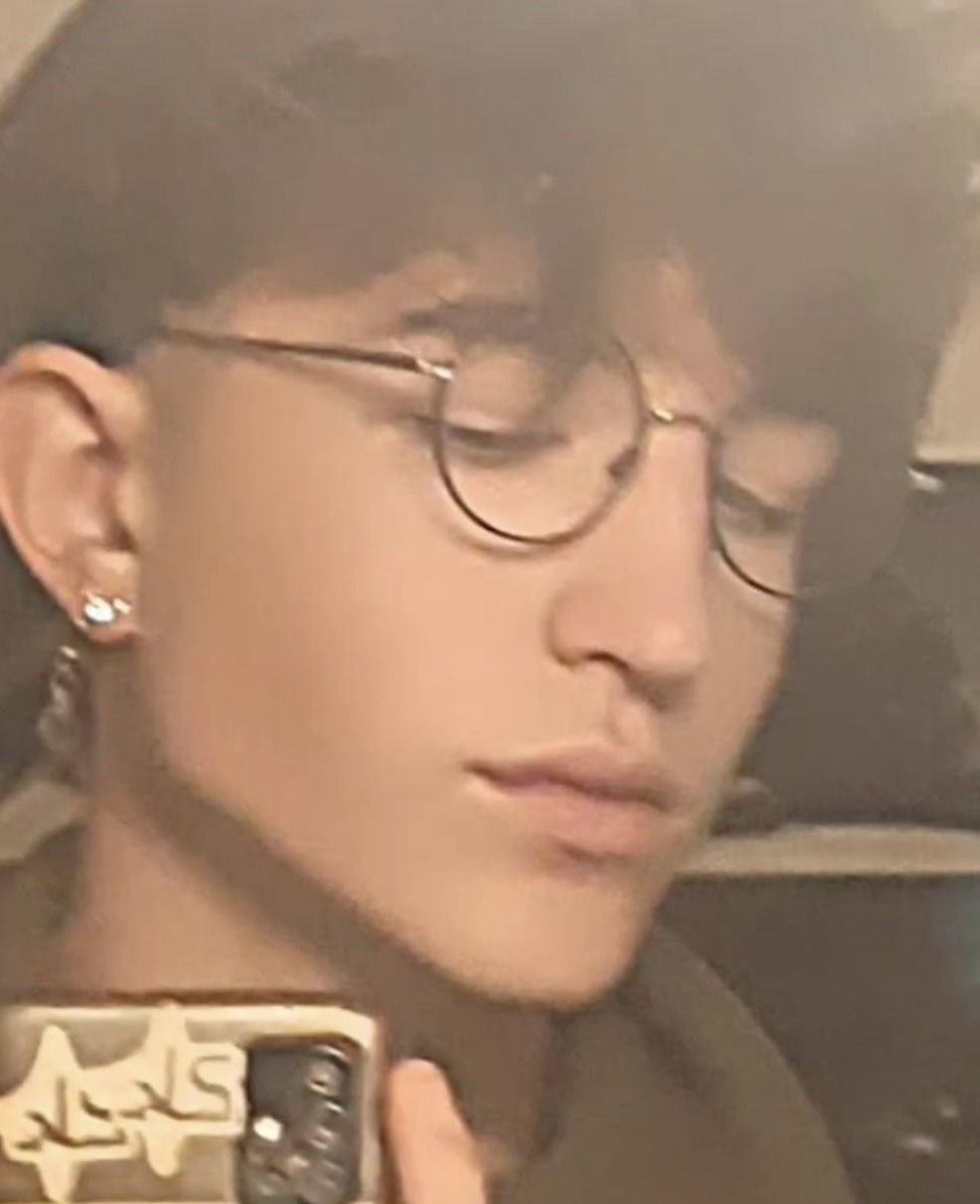 Profil de Gildas, 19 ans, Annonce Gay à Basbellain